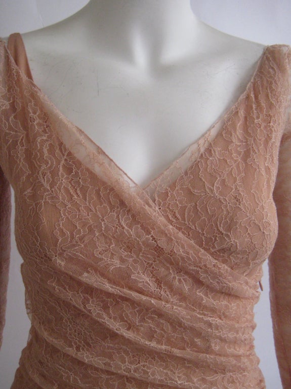 1980s chloe blush pink stretch lace and silk chiffon dress In Excellent Condition For Sale In Chicago, IL