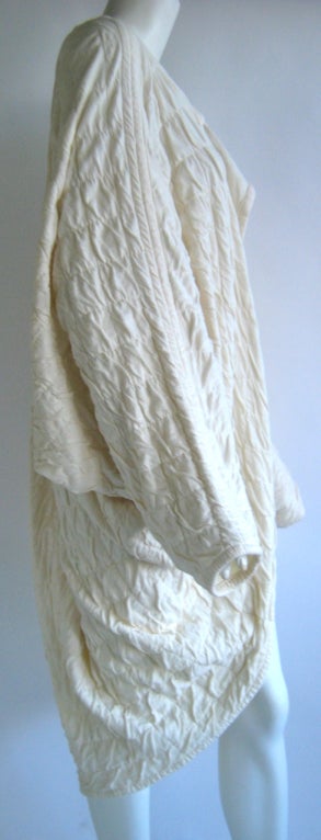 Women's 1980S Patrick Kelly Ivory Cotton Quilted Cocoon Wrap Coat For Sale