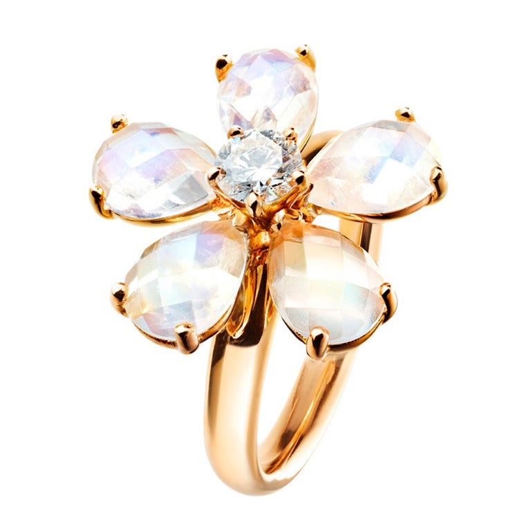 RENESIM Ring with Sparkling Bloom Made of Moonstones For Sale