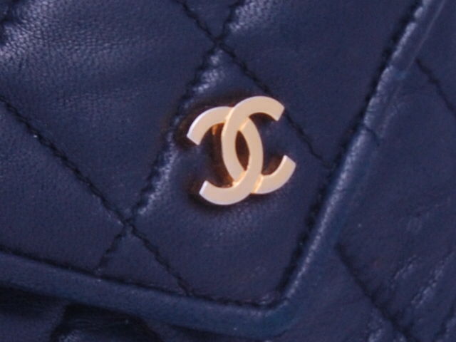 Women's Vintage Chanel Navy Blue Bag