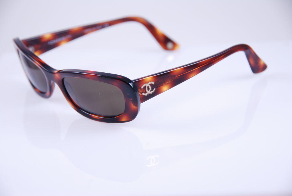 Vintage Chanel Tortoise Shell Sunglasses 3