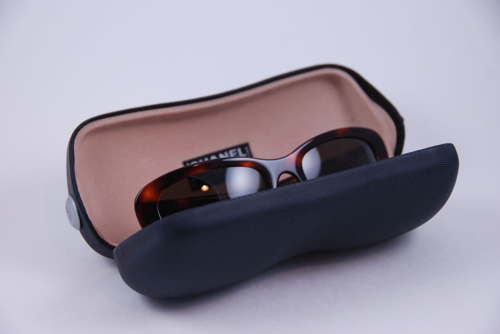 Vintage Chanel Tortoise Shell Sunglasses 6