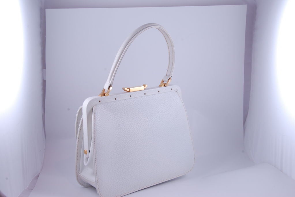 Women's Classic White Leather Gucci Hand Bag