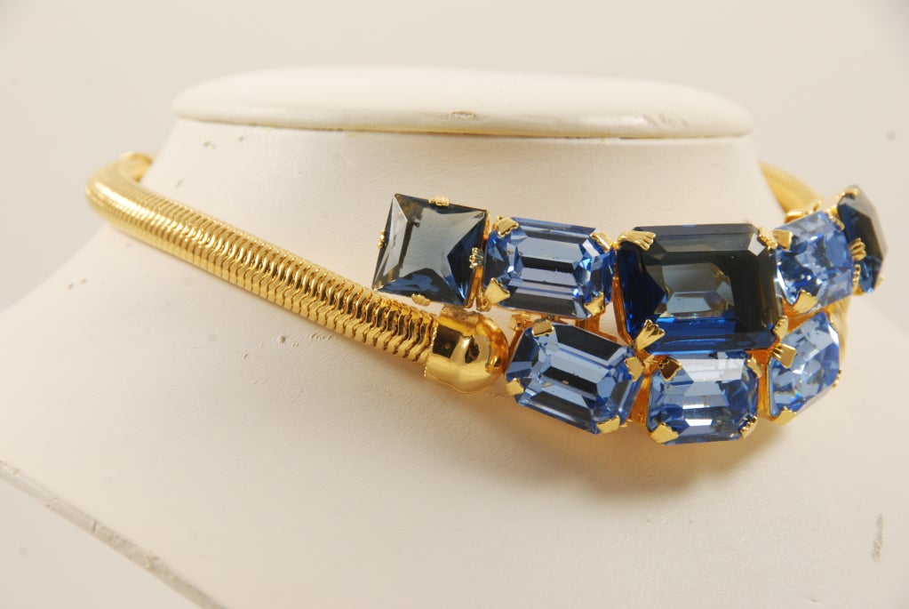 Women's 1950's  Blue Rhinestone Necklace