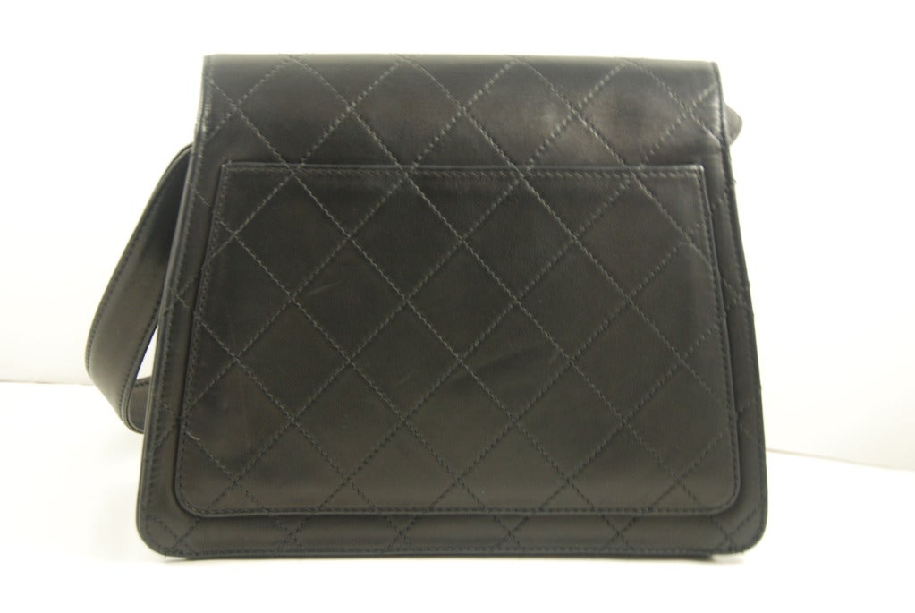 Chanel Black Lambskin Quilted Handbag In Excellent Condition In New York, NY