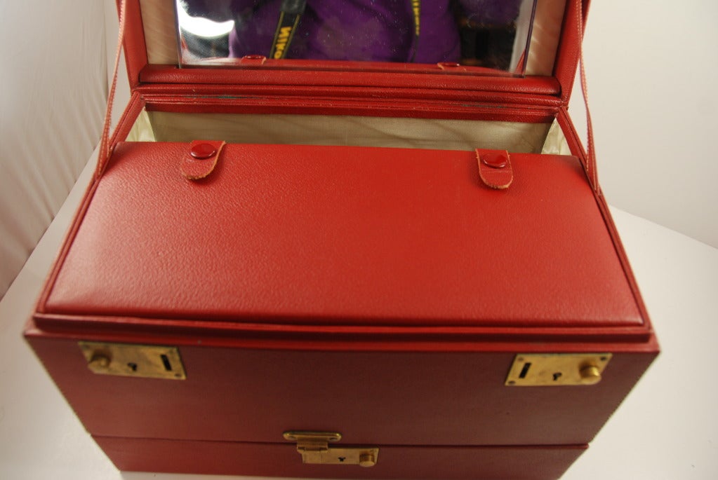 Vintage Red Leather Fitted Train Case 1