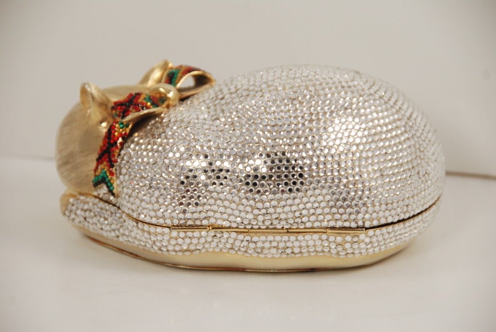 1990s Judith Leiber Sleeping Cat Minaudiere In Excellent Condition In New York, NY
