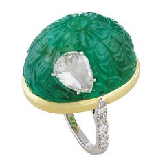 Carved Moghul Emerald Diamond Ring