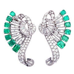 VAN CLEEF & ARPELS Diamond Emerald Scroll Clips
