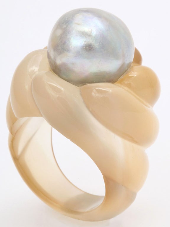 Rare Suzanne Belperron Agate and Pearl Ring