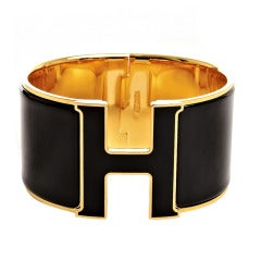 Hermes Clic-Clac H Black on Black Extra Large Enamel Bracelet GM Gold Hardware - Never Carried