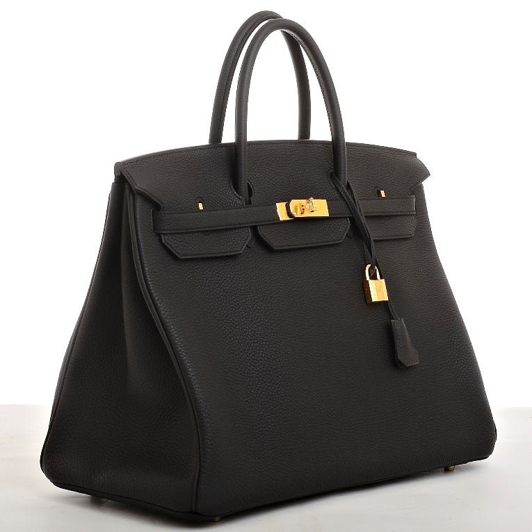 Hermes Black Togo Birkin 40cm with tonal stitching, palladium hardware, front toggle closure, clochette with lock and two keys, double rolled handles, Black chevre lining with one zip pocket with Hermes engraved pull and open pocket on opposite