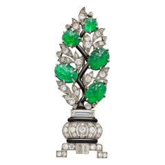 1920s French Art Deco Carved Emerald Diamond Platinum Bay Tree Brooch 1