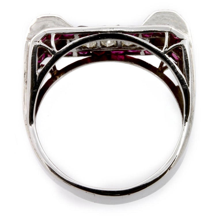 Anillo Cóctel Art Decó Rubí Diamante Platino en Bueno estado para la venta en London, GB