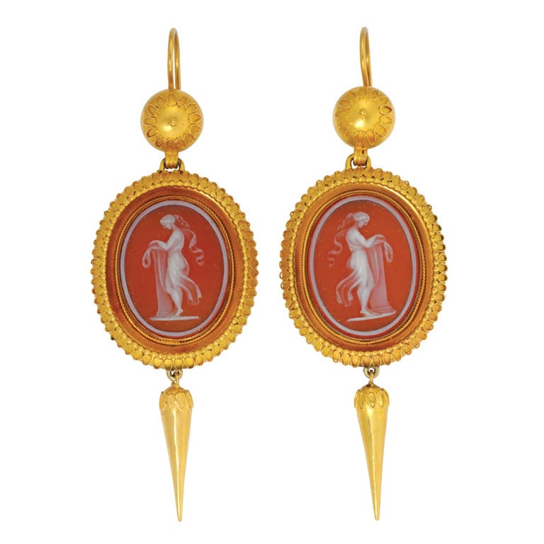 A Victorian Cameo And Gold Suite By Joseph Mayer For Sale
