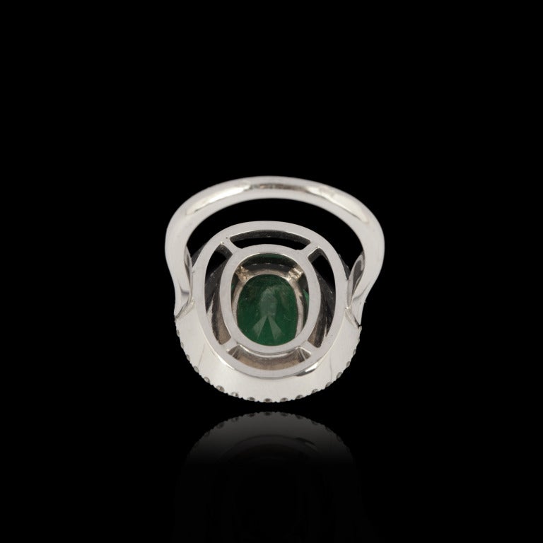 Women's Emerald Diamond Gold Ring For Sale