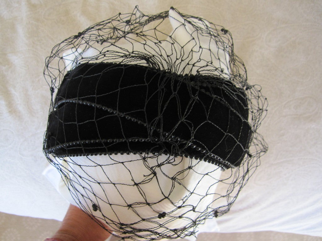 Bes-Ben black velvet beaded hat with veil unworn w tags 5