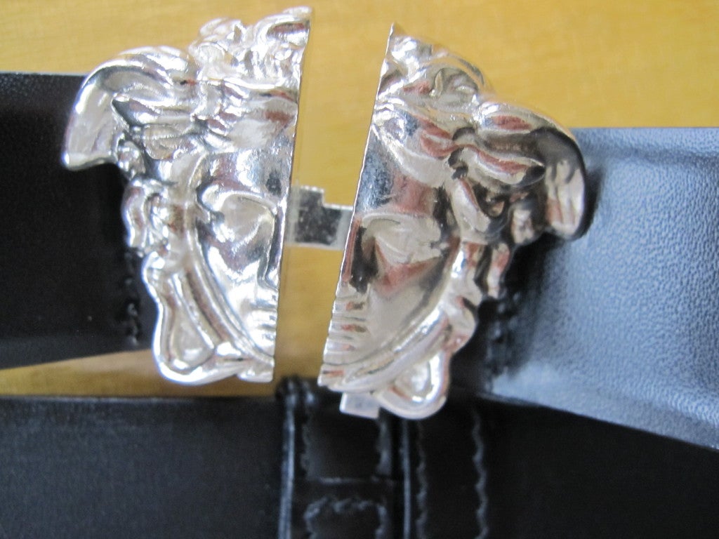 Gianni Versace bold vintage 90's Medusa head belt