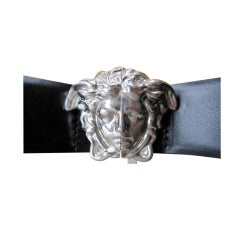 Gianni Versace bold vintage 90's Medusa head belt