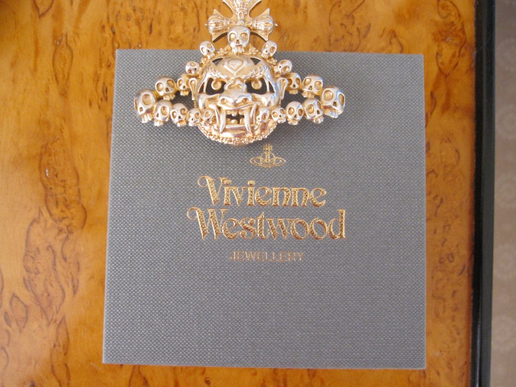 Vivienne Westwood death head orb silver crest broach pin in box