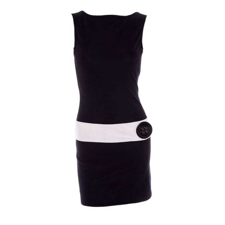 Chanel sexy backless little black mini dress 2001 sz38 For Sale