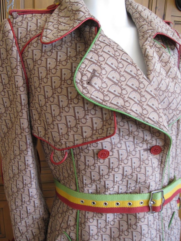 Christian Dior Rasta Kollektion Logo Trenchcoat 2
