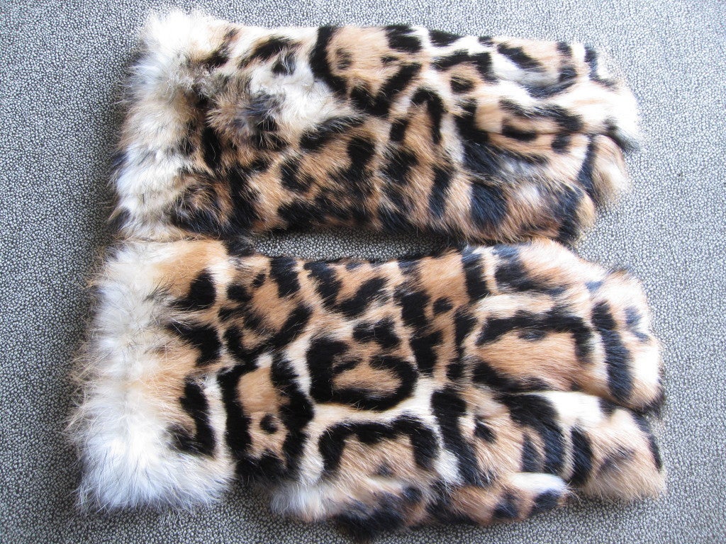 animal print leather gloves