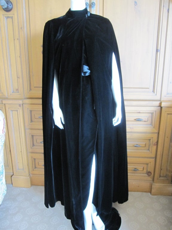 Mollie Parnis Madame X dress with matching floor length cape 3