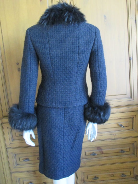 Chanel fox trimmed three piece navy boucle suit A'2000 In Excellent Condition In Cloverdale, CA