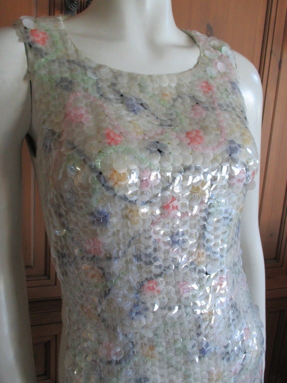 Chanel fish scale sequin dress with matching coat In Excellent Condition In Cloverdale, CA