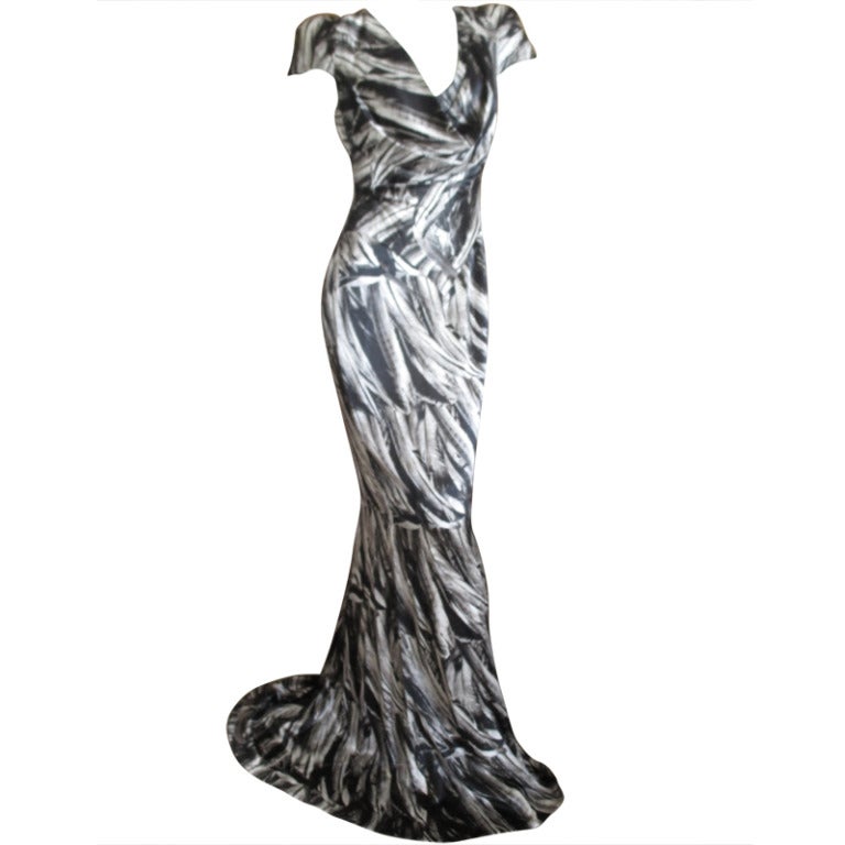 Alexander McQueen Feather Gown Spring 2008 la Dame Blue collection Tribute to Issabella Blow
