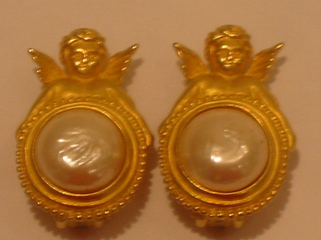 Karl Lagerfeld Vintage Gold Faux Pearl Cupid Earring