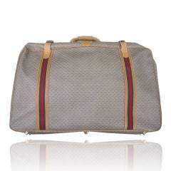 Gucci Classic Leather trimmed Mongram Luggage Ribbon details