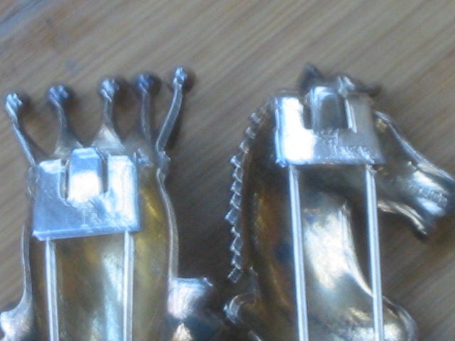 Trifari 1945 Sterling Silver Vermeil Chessmen Fur Clips 3