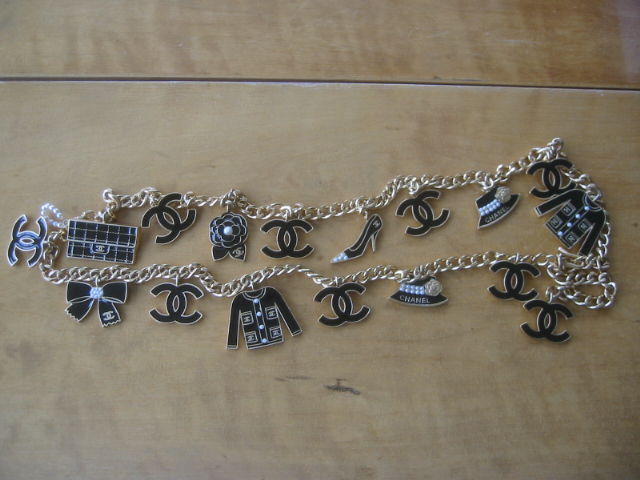 Chanel Charming 2002 enamel Charm Belt / Necklace new in Box