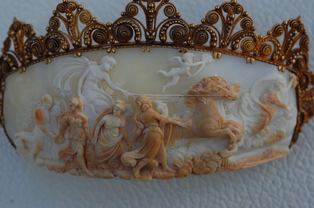 Large Cameo Diadem/Pin in18kt Gold- Estate of Barbra Streisand