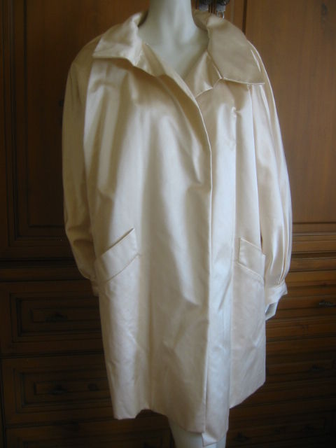 Oscar de la Renta Silk satin  Coat sz 4 3