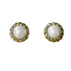 David Webb Pearl Hammered Rope Trim 18kt Gold Earrings