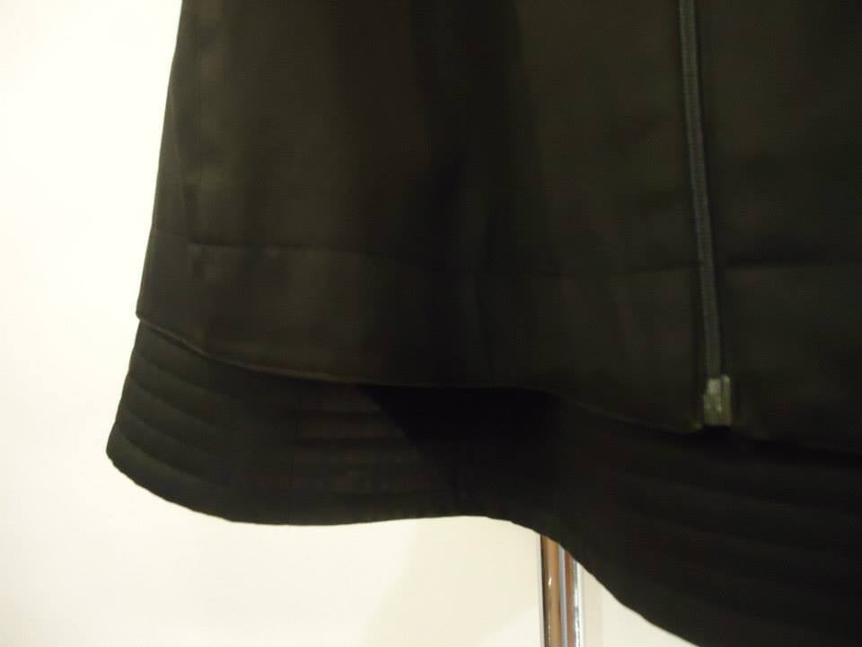 Claude Montana Paris Grüner Mantel und schwarzes Kleid, 1980er Jahre  3