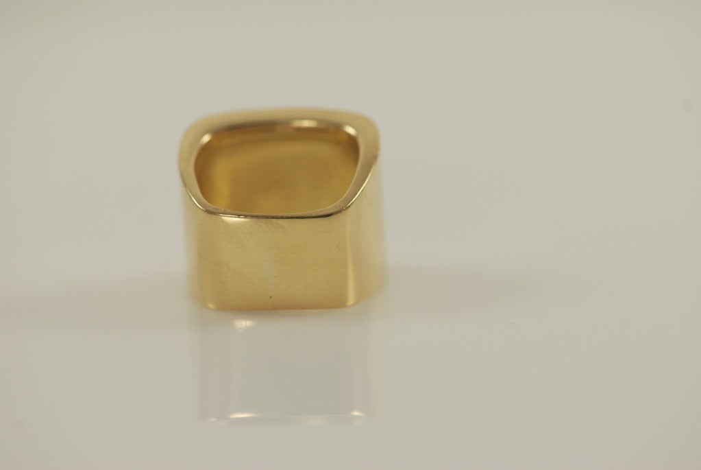 Modernist  Heavy Gold Ring In Excellent Condition In New York , NY