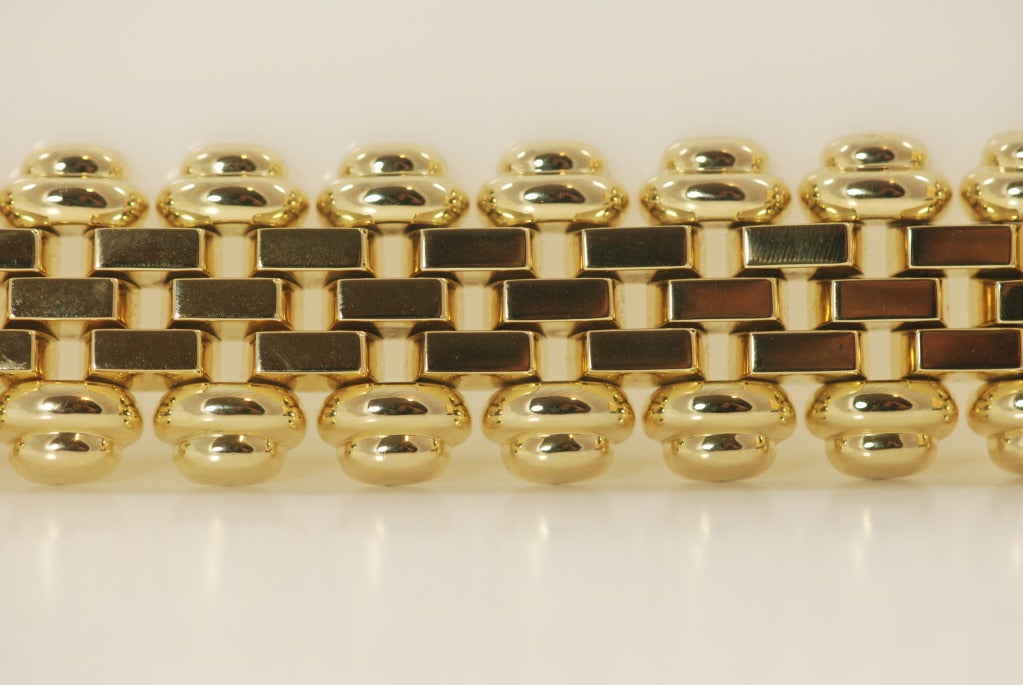 Retro Gold Bracelet 1