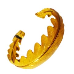 Buccellati gold leaf bracelet