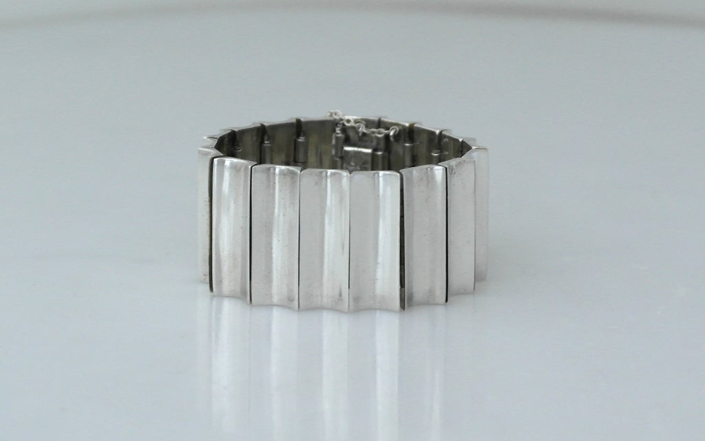 Antonio Pineda Taxco Sterling Silver Modernist Concave Bracelet In Excellent Condition For Sale In New York, NY