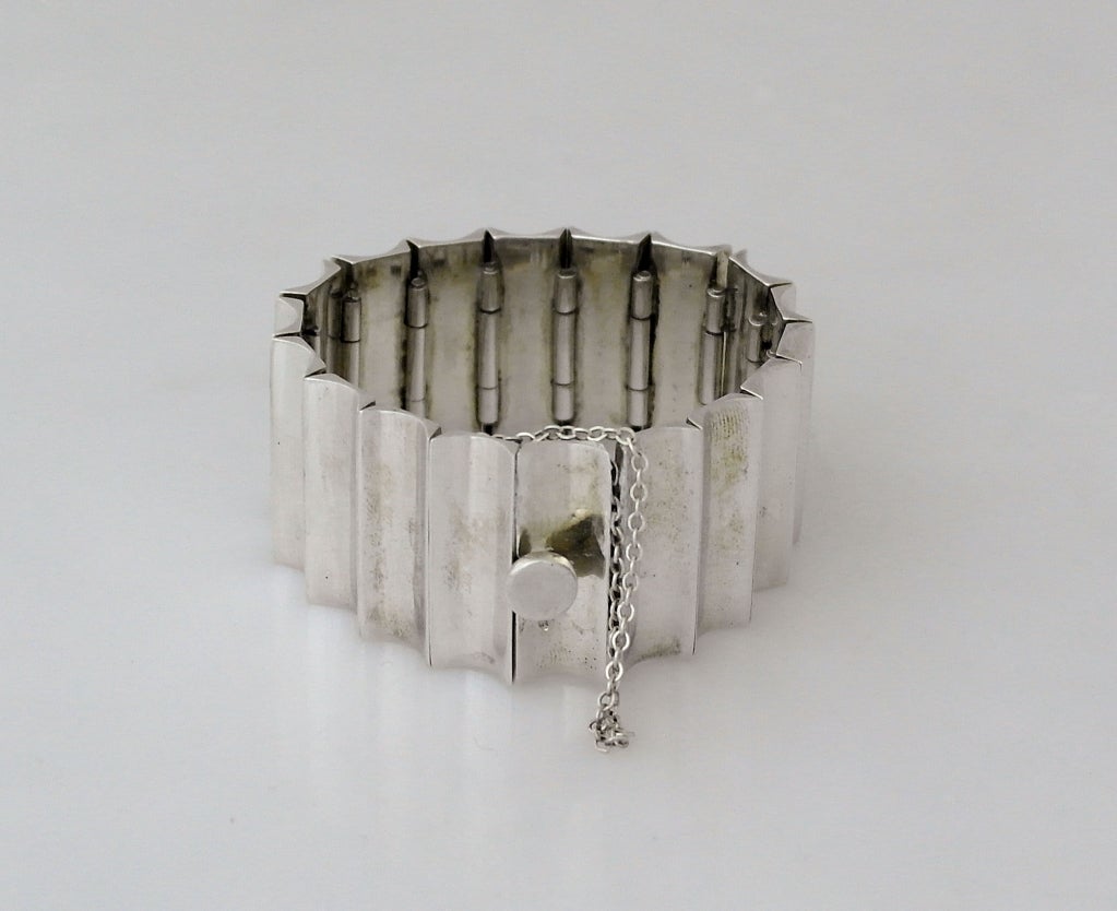 Women's or Men's Antonio Pineda Taxco Sterling Silver Modernist Concave Bracelet For Sale