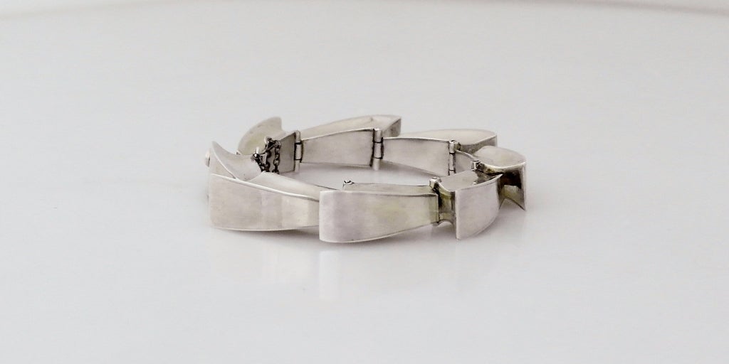 Women's or Men's Antonio Pineda Taxco .970 Silver Modernist Bracelet For Sale