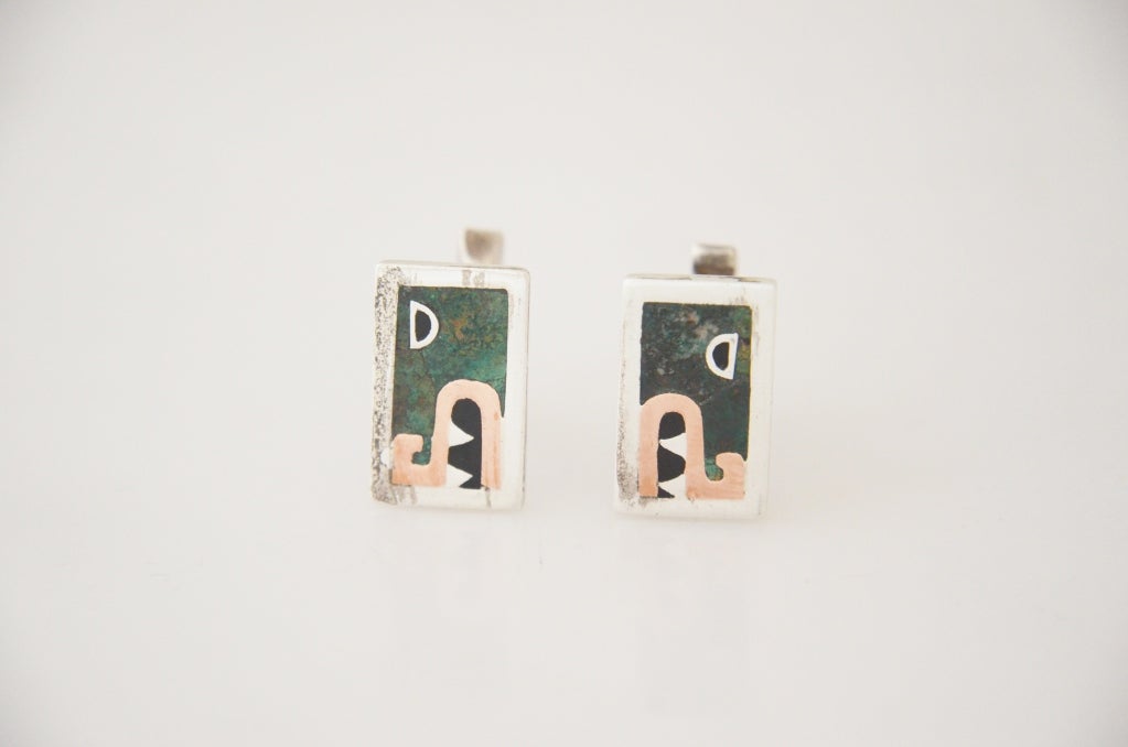 Being offered is a pair of circa 1955 sterling silver cufflinks by Los Castillo, of Taxco, Mexico,