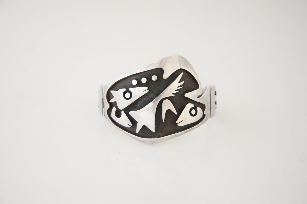 Being offered is a circa 1950 sterling silver bracelet by Salvador Teran, of Taxco, Mexico,