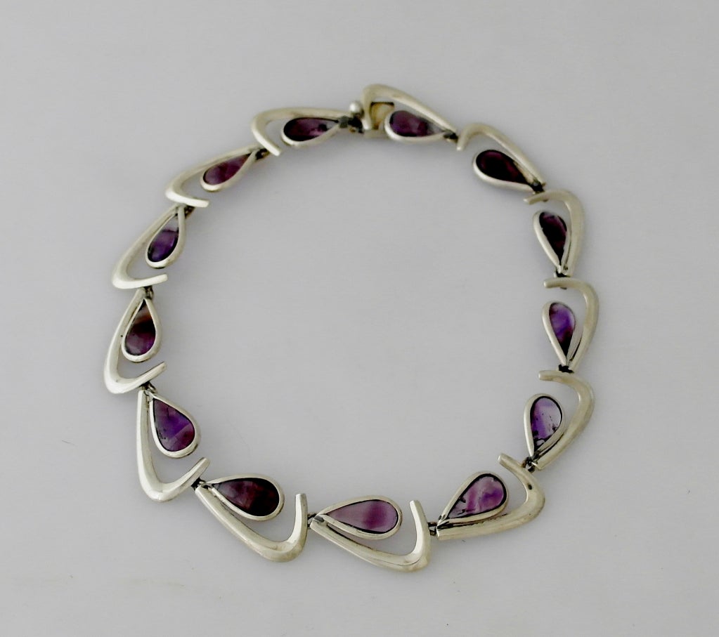 Antonio Pineda .970 Silver Amethyst Modernist Necklace In Excellent Condition For Sale In New York, NY