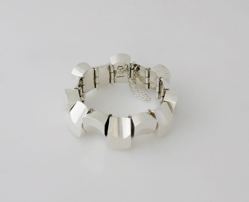 1960s Antonio Pineda Iconic .970 Silver Modernist Bracelet In Excellent Condition For Sale In New York, NY