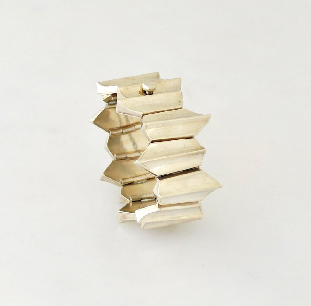 Antonio Pineda .970 Silver Modernist Bracelet In Excellent Condition For Sale In New York, NY